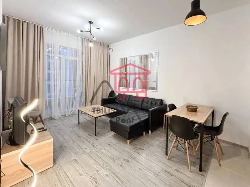 3 бассейнами, кучей детских зон. — Тбилиси — 850 $