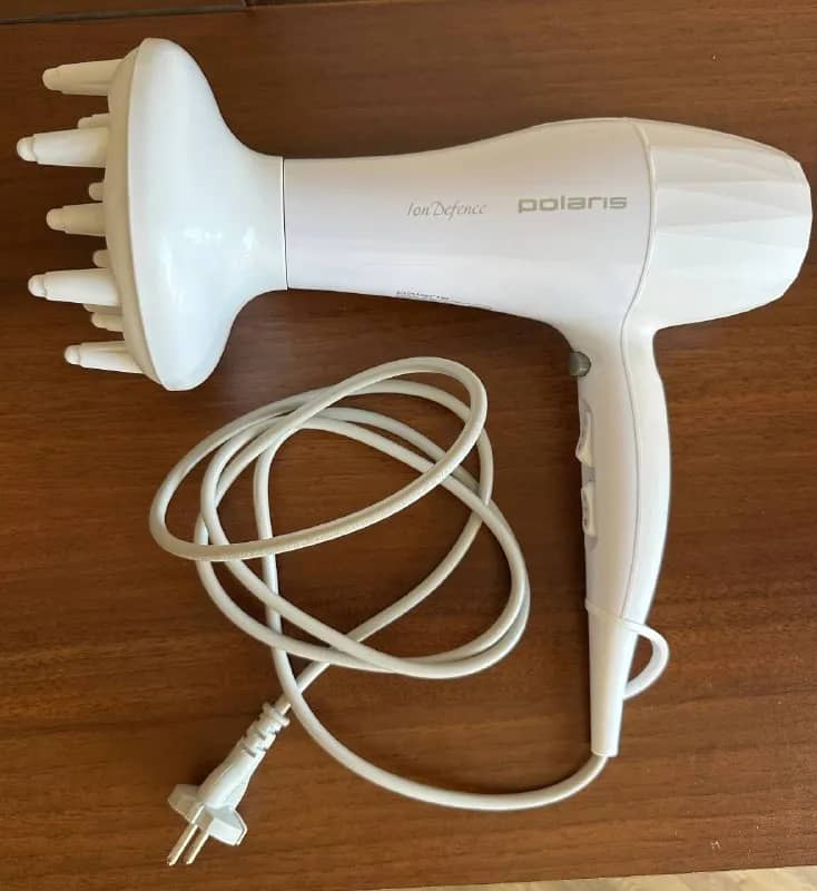 Фен Polaris Ion Defence 2200w — Батуми — 60 ₾