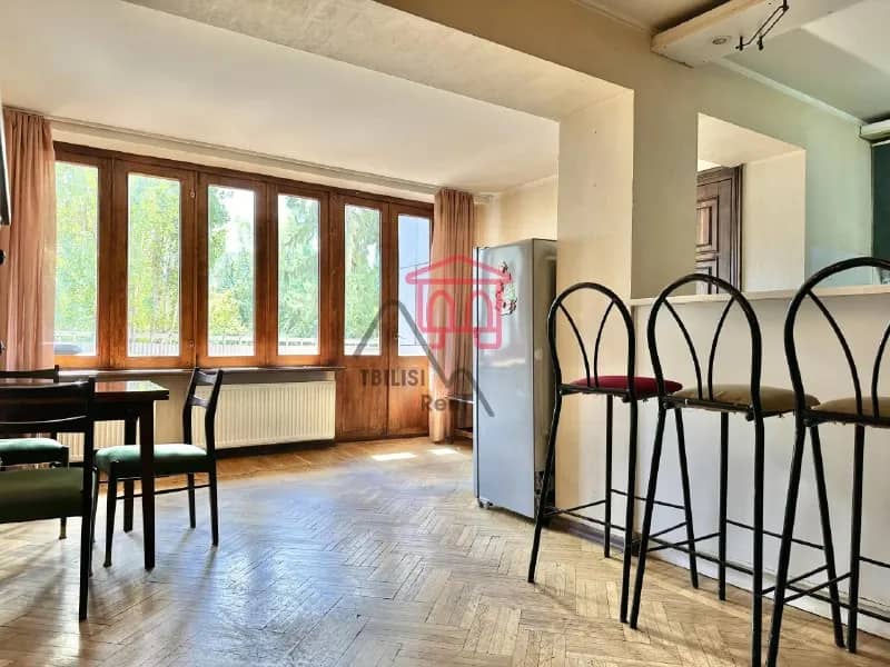 ID: 19078 (R0220) — Тбилиси — 650 $