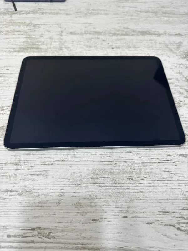 iPad Pro 11″ (Apple M2, 4-го поколения), Wi‑Fi, 128 ГБ, Liquid Retina (120 Гц). — Тбилиси — 1 200 ₾