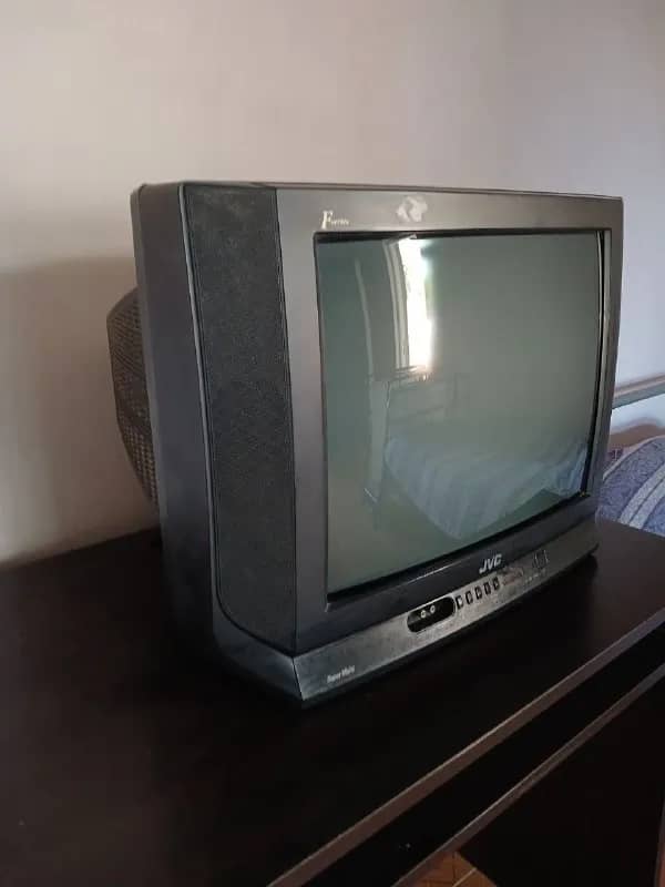 JVC (CRT, 1990-е) — Батуми — 50 ₾