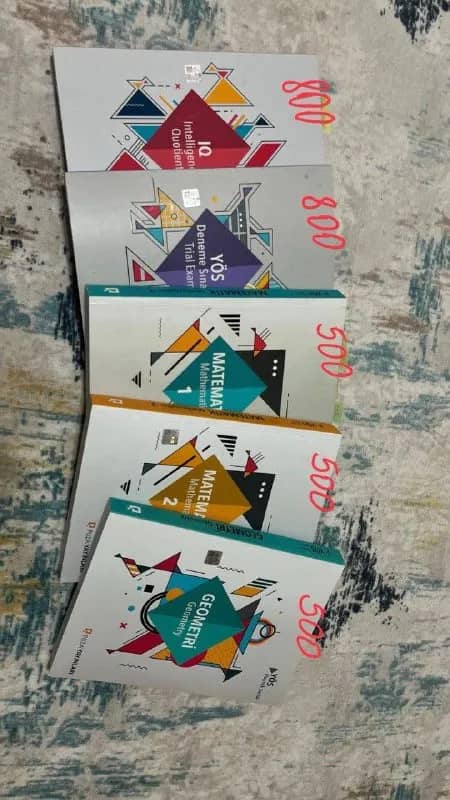 YÖS. Были в пользовании, но в хорошем состоянии. Практически новые, чистые) Издательств Puza yayınla — Анталия