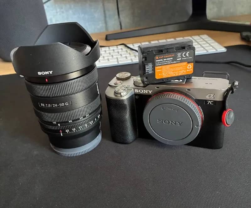 Sony A7C и объектив Sony FE 24-50mm f2.8G. — Батуми — 2 100 ₾