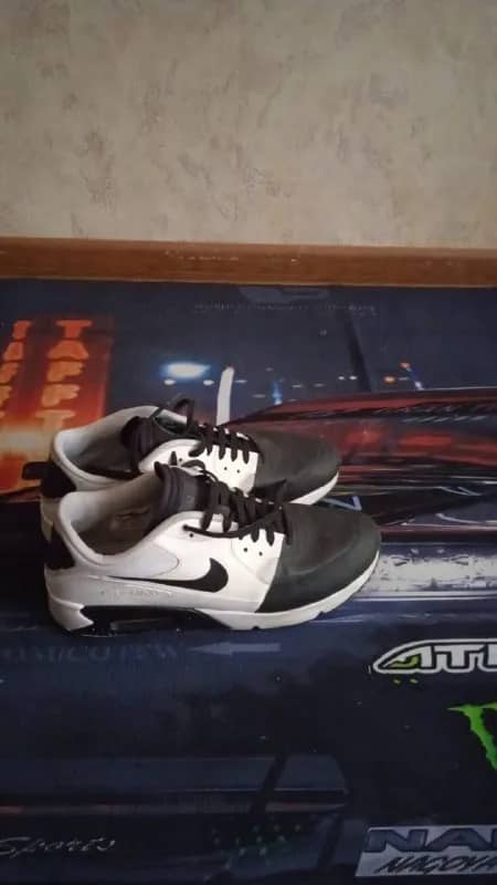 [телефон]): Модель: Nike Air Max 90 Ultra 2.0 SЕРасцветка: Черно-белая (Black/Black-White)Размер на — Алматы — 10 €