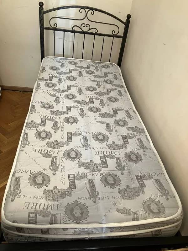 Матрасы БУ односпальные 90×200 — Тбилиси — 250 ₾