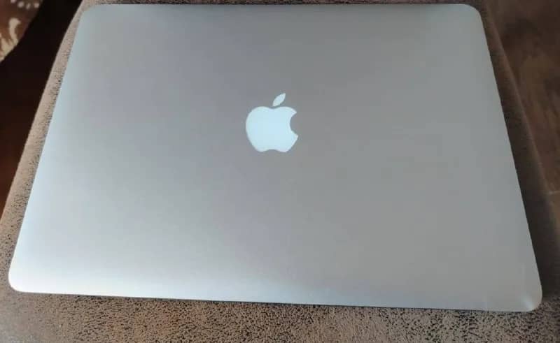 Apple Mac — Тбилиси — 600 ₾