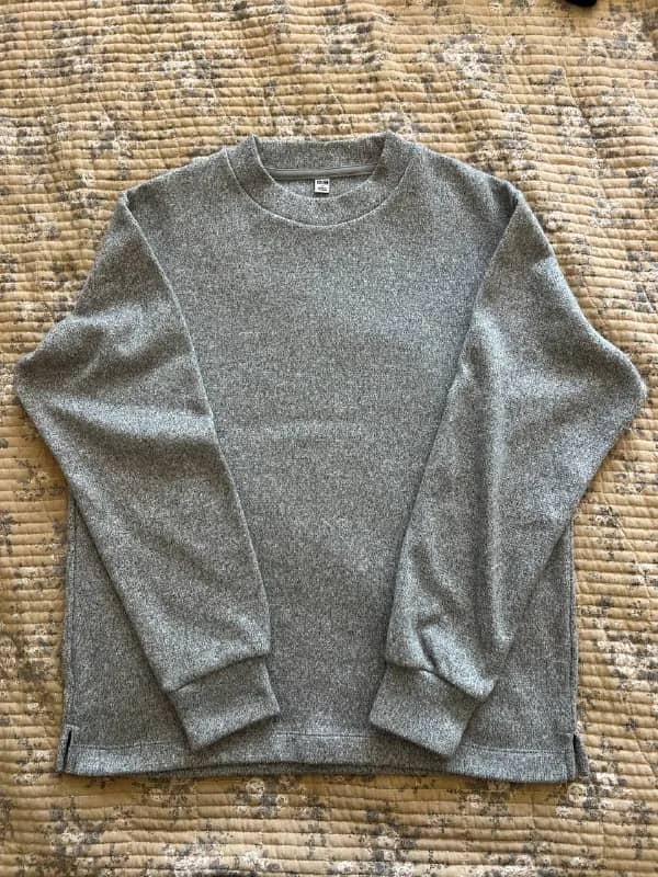 Uniqlo свитшот размер S — Батуми — 10 ₾