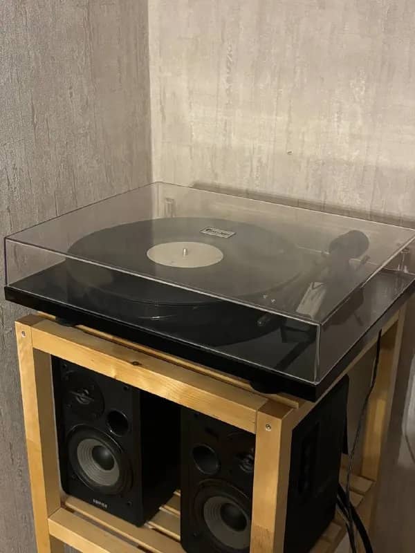 Проигрыватель Pro-Ject E1 Phono с фонокорректором — Тбилиси — 600 ₾