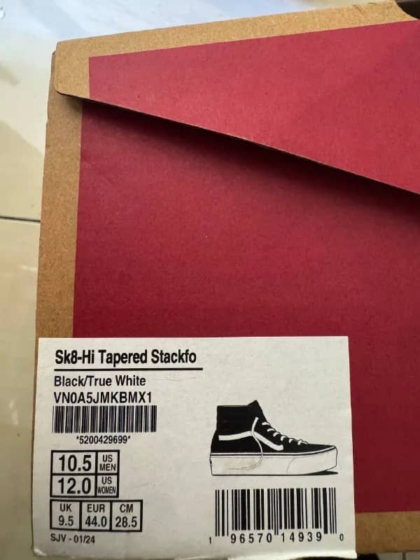 1. Vans Sk8-Hi Tapered Stackform — Батуми — 130 ₾