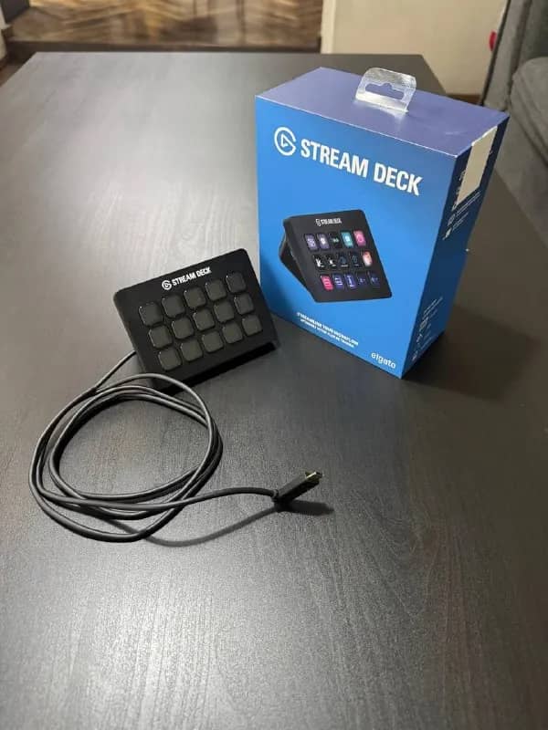 Stream Deck Elgato с коробкой — Тбилиси — 420 ₾