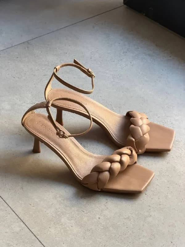 Stradivarius 36/37 размер — Батуми — 50 ₾