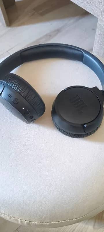 119Лари😉 Очень хорошее качество, очень мало б/у JBL 670 NC Bluetooth беспроводные наушники. Я прод — Батуми — 119 ₾