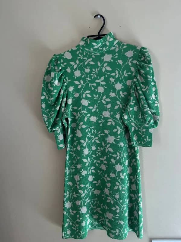 limited edition collection Zara с рукавами фонариками, в идеальном состоянии, S, 65gel — Тбилиси — 65 ₾