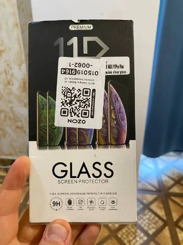 iPhone 11 Pro Max / XS Max — Батуми — 20 ₾