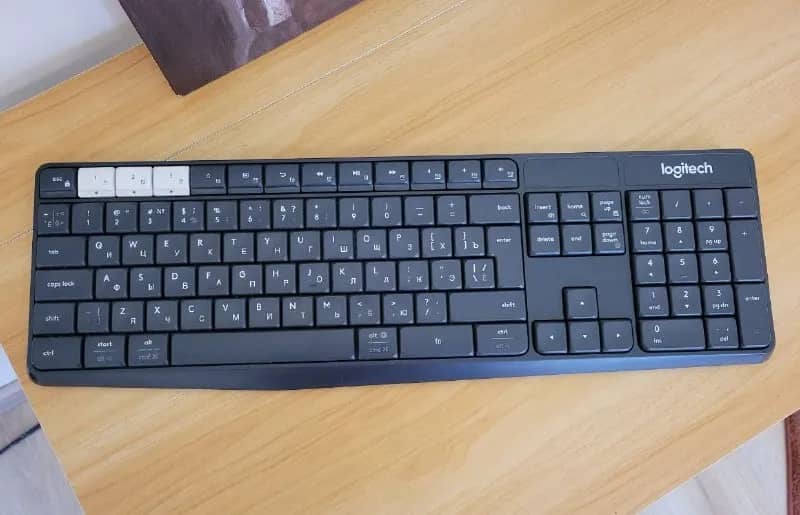 bluetooth клавиатура Logitech K375s — Батуми — 40 ₾