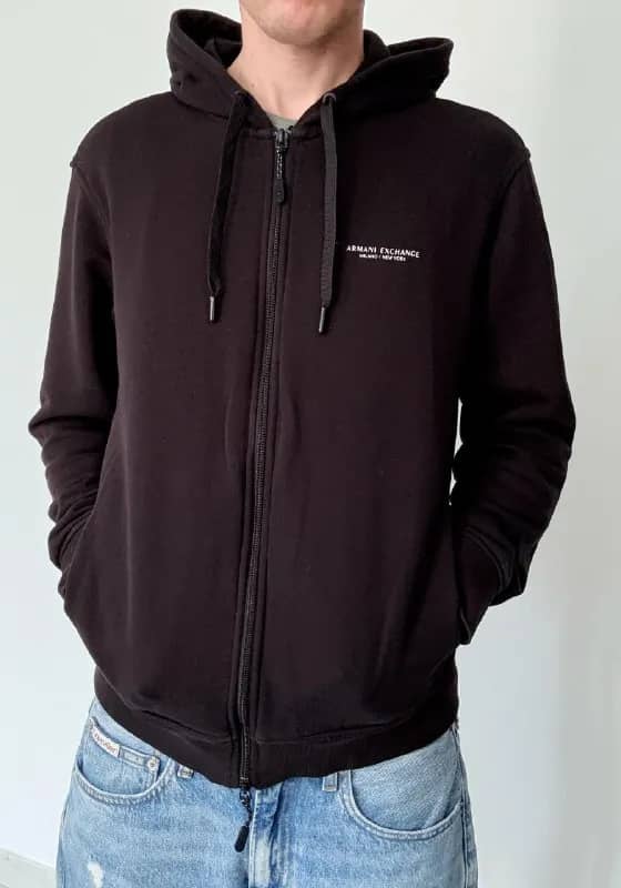 Armani Exchange — размер M — Тбилиси — 40 ₾