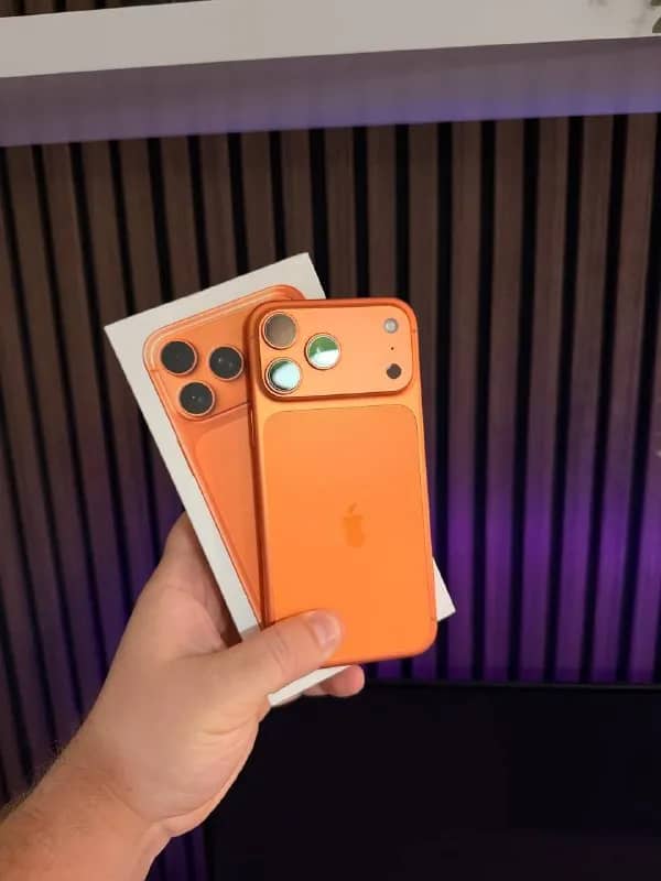Apple iphone 17 pro max cosmic orange 256GB E sim. В идеальном состоянии, без царапин или повреждени — Тбилиси — 3 350 ₾