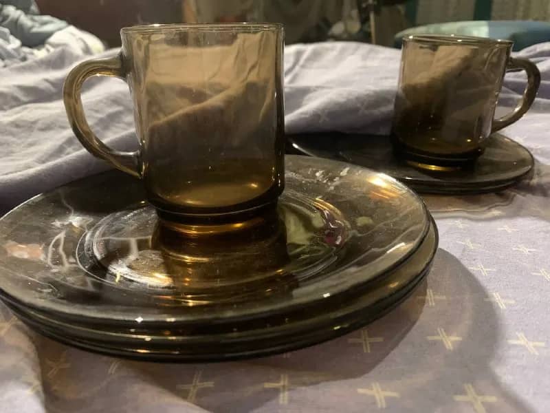 6 тарелок+ 2 кружки — Тбилиси — 10 ₾