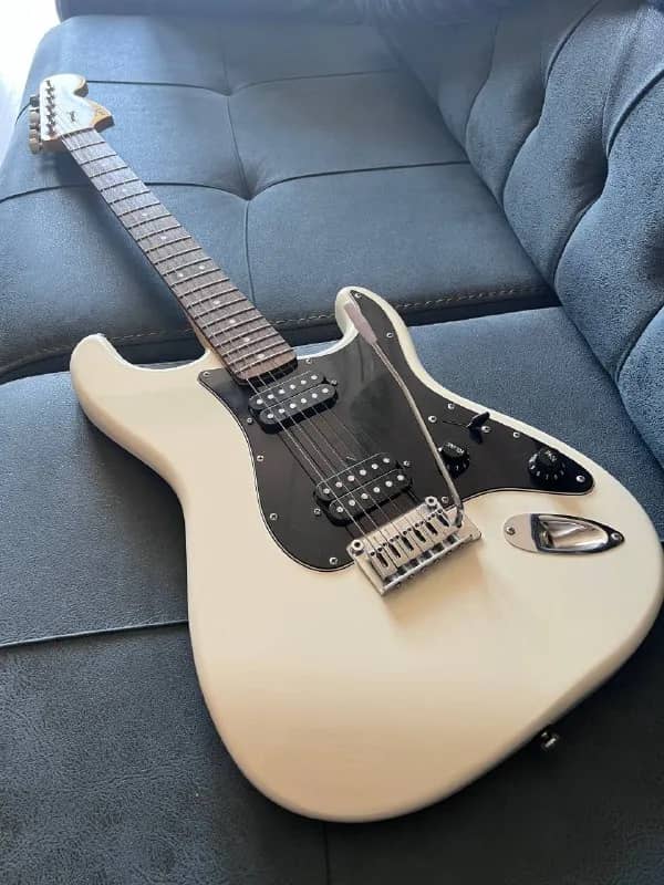fender squier stratocaster affinity — Тбилиси — 750 ₾