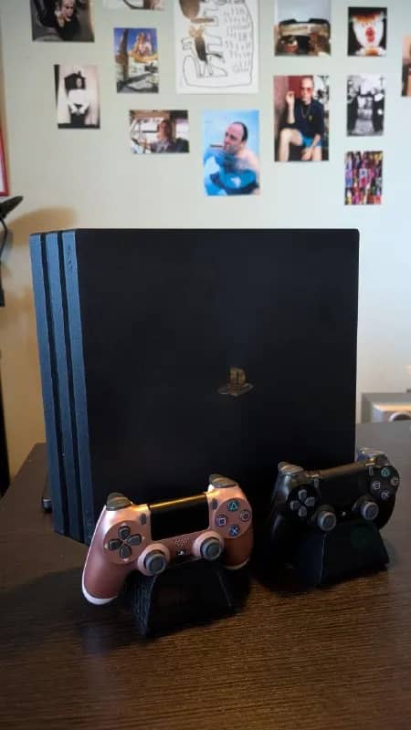 Playstation 4 Pro 2 TB — Тбилиси — 600 ₾