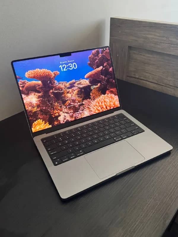 MacBook Pro 14» M3 / 8GB / 512GB / 2023 / Space Gray — Тбилиси — 2 900 ₾