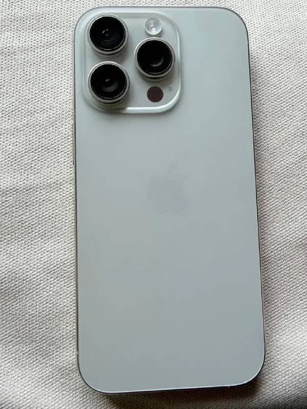 iPhone 16 Pro natural titanium 128 gb — Батуми — 2 000 ₾