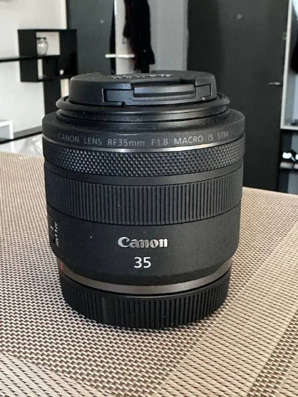Canon RF 35 mm f 1.8 — Батуми — 300 $