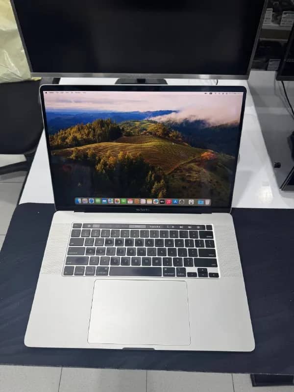 MacBook Pro 16 (2019) — Ереван — 190 000 ֏