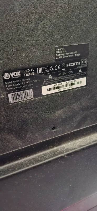 55» VOX UHD 55GOU080B, причина неисправности — удар матрицы. Срок эксплуатации 1 год — Батуми