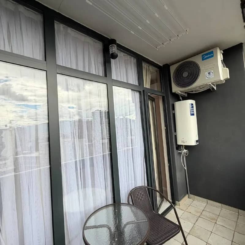 Квартира, Кобаладзе 18а, без повышения — Батуми — 400 $