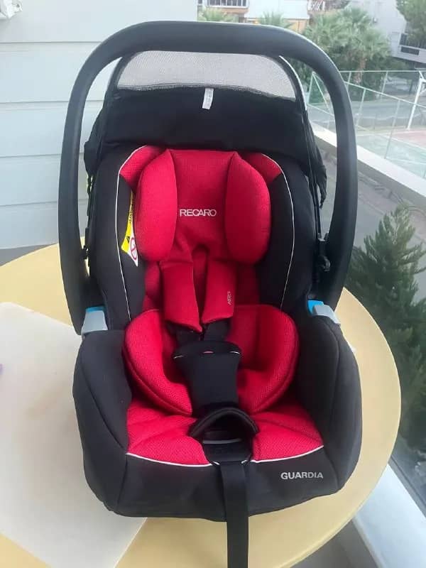 Recaro с рождения в отличном состоянии 2000 лир. Лиман. — Анталия — 2 000 ₺