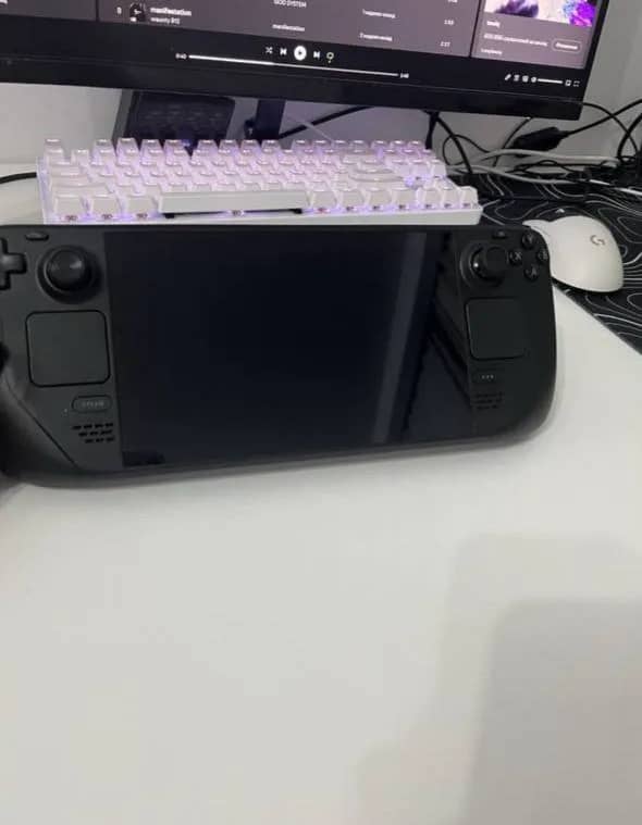 Steam Deck OLED 512GB, состояние как новый. — Астана — 280 000 ₸