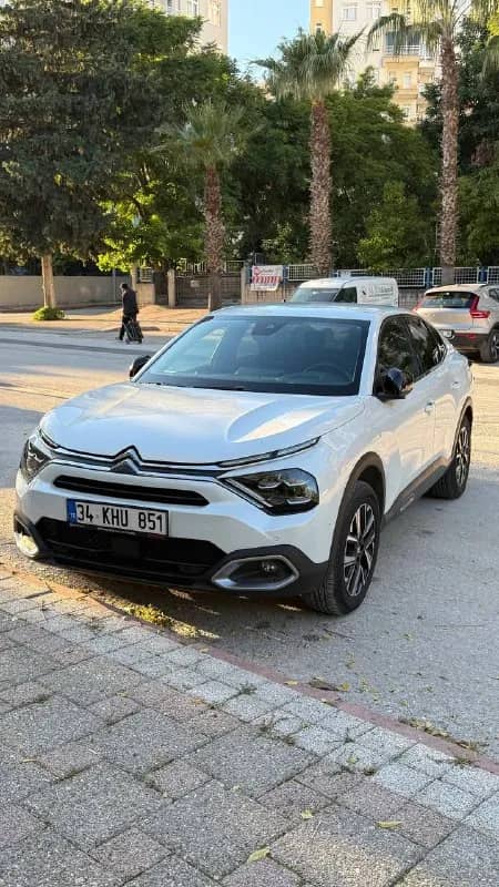 CITROËN C4 X 1.2 PureTech Shine — Анталия