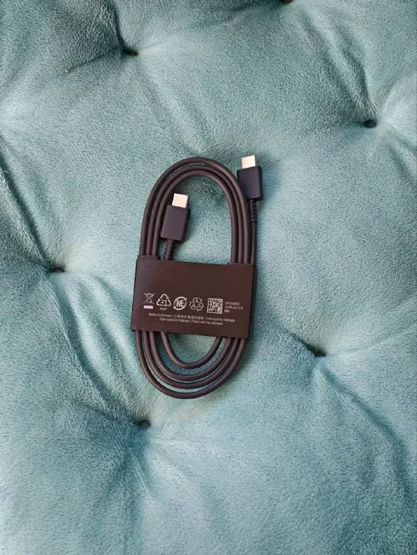 Samsung 25w USB новая оригинальная 25 лари — Батуми — 25 ₾