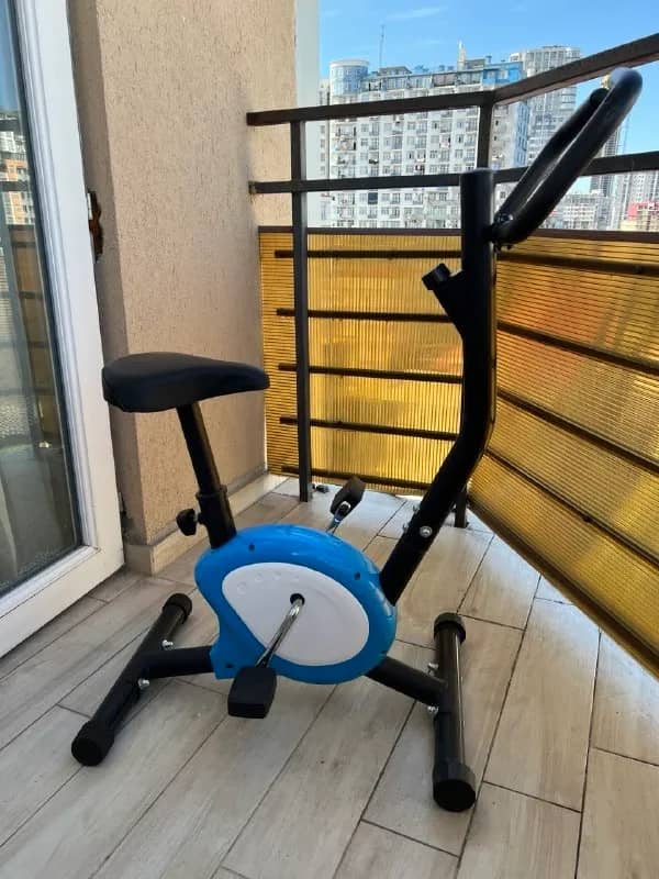 Компактный велотренажёр для дома — Батуми — 250 ₾