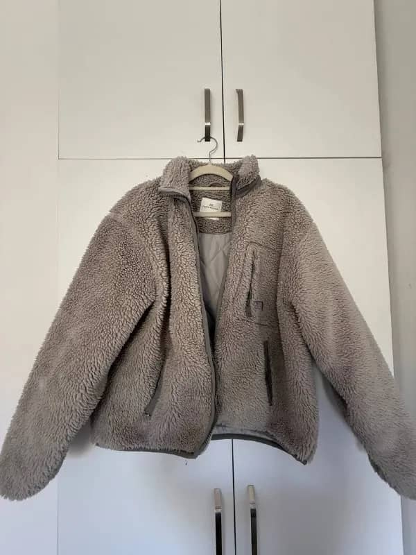 Pull&Bear женская, размер M. — Тбилиси — 20 ₾