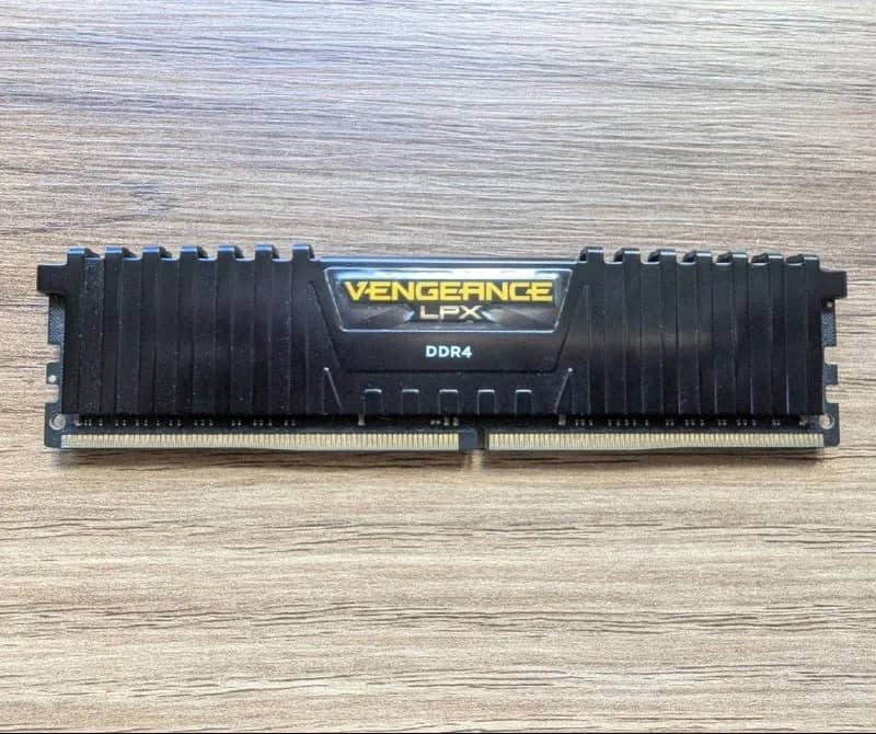 Corsair Vengeance LPX — Тбилиси — 120 ₾