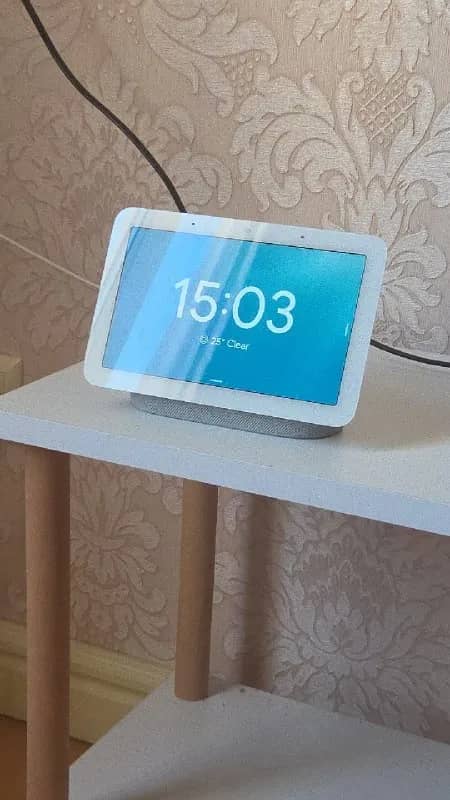 Google nest hub второго поколения, в хорошем состоянии. 200 лари. — Тбилиси — 200 ₾