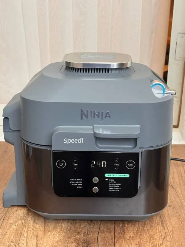 NINJA SPEEDI ON400EU на 5,7 л. — аэрогриль, мультиварка и пароварка. Это, наверное, моя любимая вещь — Тбилиси — 480 ₾