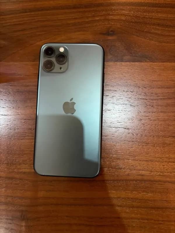 iphone 11pro 64gb 71% — Батуми — 450 ₾