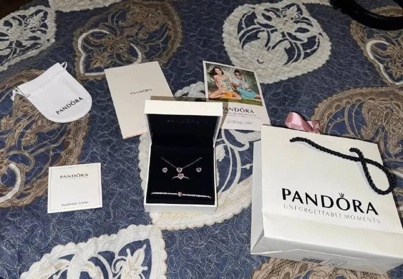 Pandora) из 4-х украшений. — Тбилиси — 800 ₾