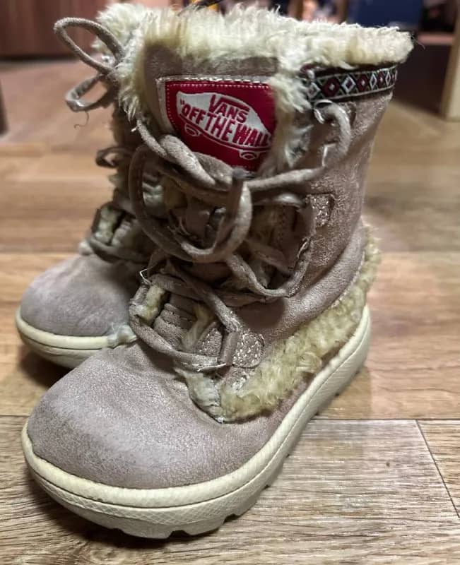 Vans осень/начало зимы размер 24/25 — Алматы — 3 000 ₸