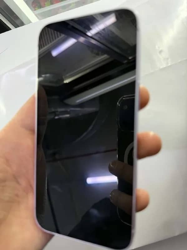 iPhone 14 — Батуми — 850 ₾