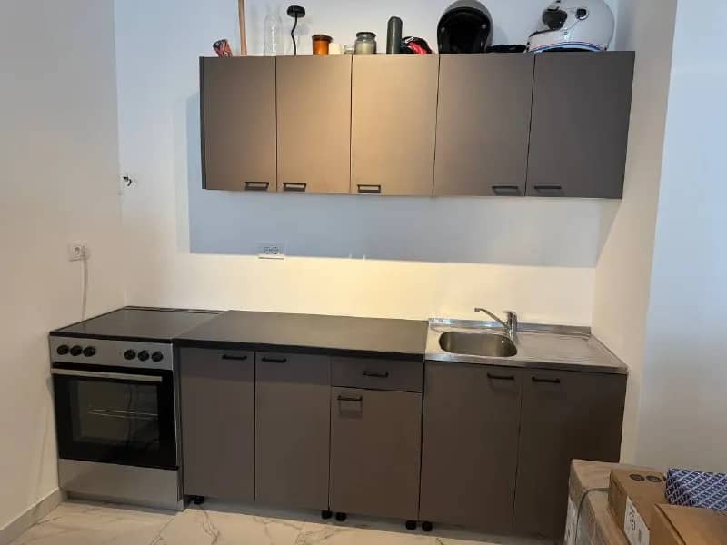 250 € — Белград — 250 €