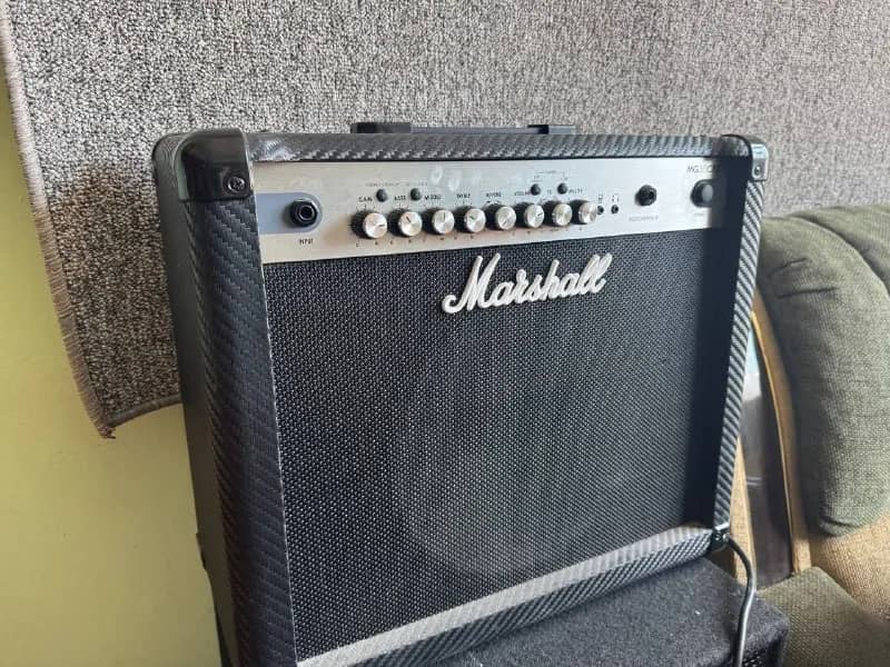 Marshall MG30CFX серебристый — Ереван