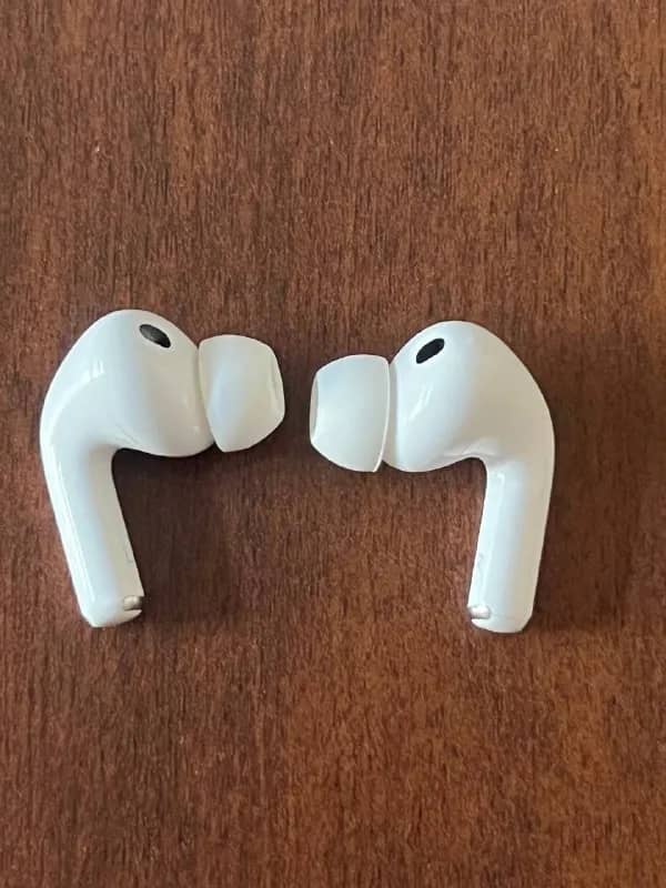 original airpods pro 3 отличная состояние 44000драм — Ереван — 44 000 ֏