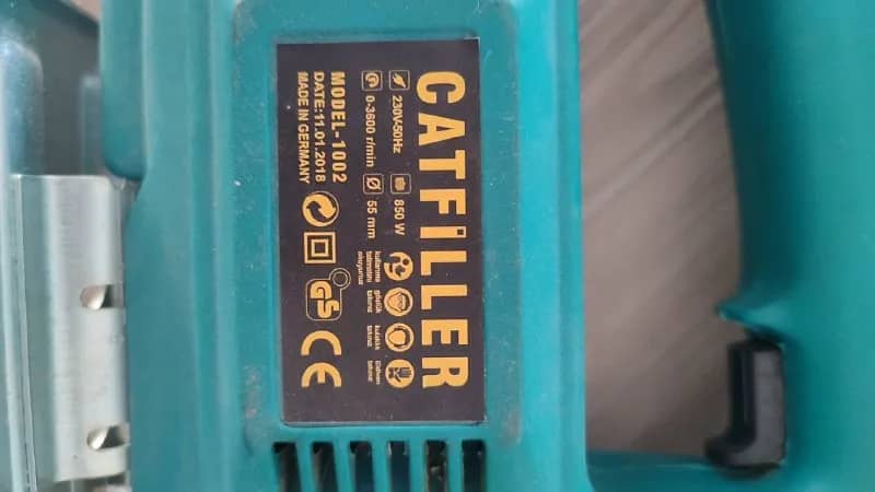 Catfiller Model 1002, 850 W, 0–3600 об/мин, 55 мм. + 4 пилы для дерева и одна для метала. 600 лир — Анталия — 600 ₺