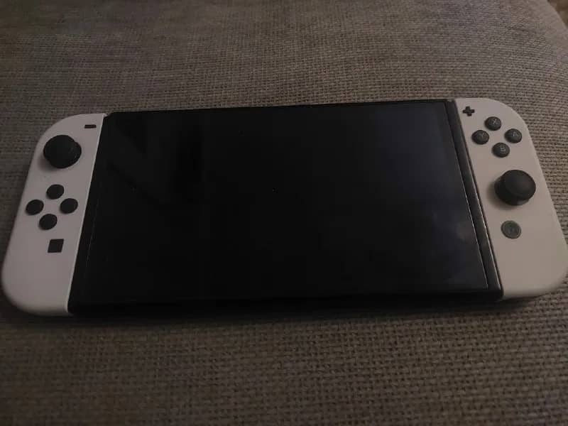 Nintendo Switch Oled (чип прошивка ultra) — Ереван — 140 000 ֏