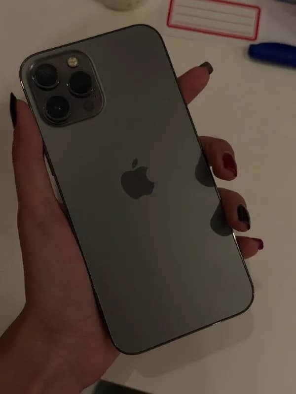 iPhone 12 Pro Max 512 GB — Батуми — 1 100 ₾