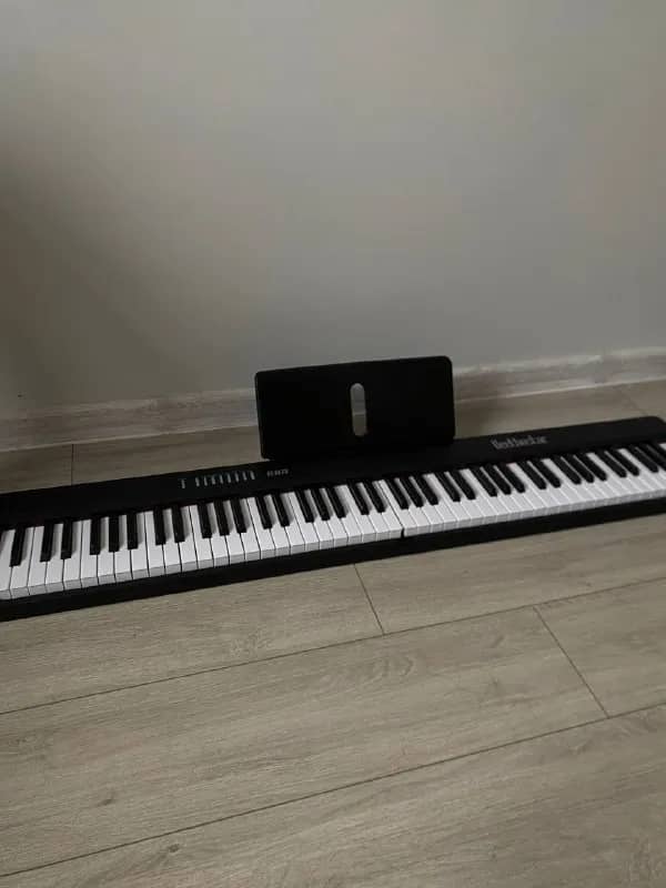 88 клавиш — Батуми — 400 350 ₾
